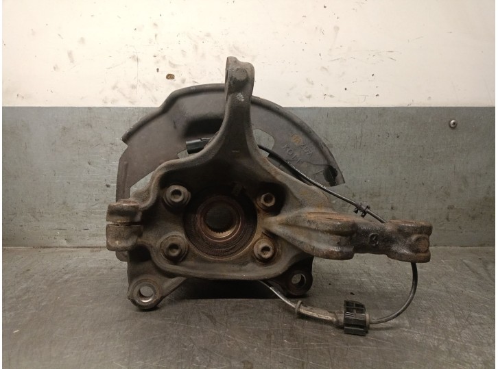 Replacement front left stub axle for Mazda CX-5 (KE, GH) 2.2 D (KE2FW) OEM IAM reference KD3533031 KD3533031 