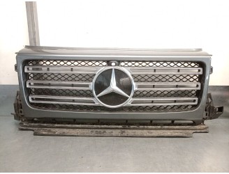 Recambio de rejilla delantera para mercedes-benz clase g (w463) g 500 (463.260, 463.261) referencia OEM IAM A4638880400 A4638880