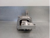 Replacement right engine mount for Seat Ibiza (KJ1) 1.0 TSI OEM IAM reference 2Q0199262BK 