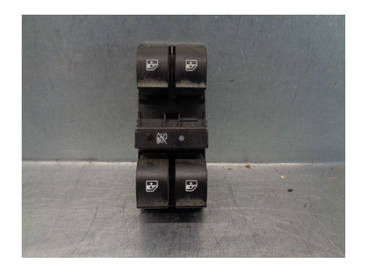 Recambio de mando elevalunas delantero izquierdo para fiat tipo ii (357) fam easy referencia OEM IAM 7356323520 