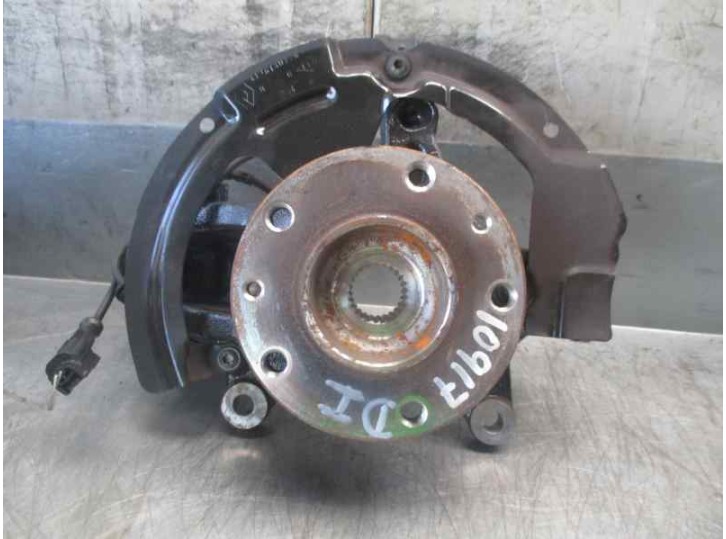 Recambio de mangueta delantera izquierda para renault megane iv berlina 5p 1.5 dci diesel fap energy referencia OEM IAM 40015790