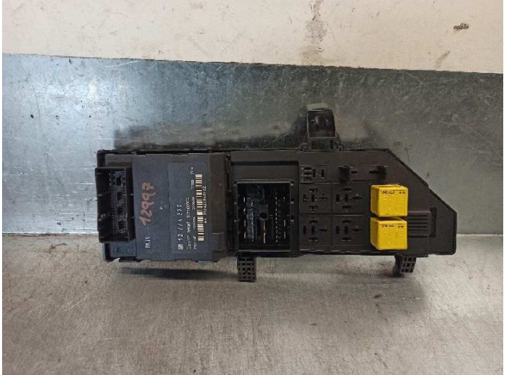 Recambio de caja reles / fusibles para saab 9-3 berlina 1.9 tid cat referencia OEM IAM 12798346  