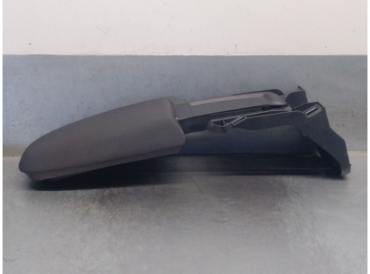 Recambio de apoyabrazos central para volvo v40 hatchback (525) d2 referencia OEM IAM 31366331 31366331 