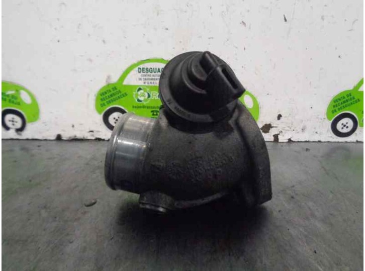 Recambio de caja mariposa para volkswagen passat berlina (3b2) 2.5 v6 tdi referencia OEM IAM 8D0145950B  