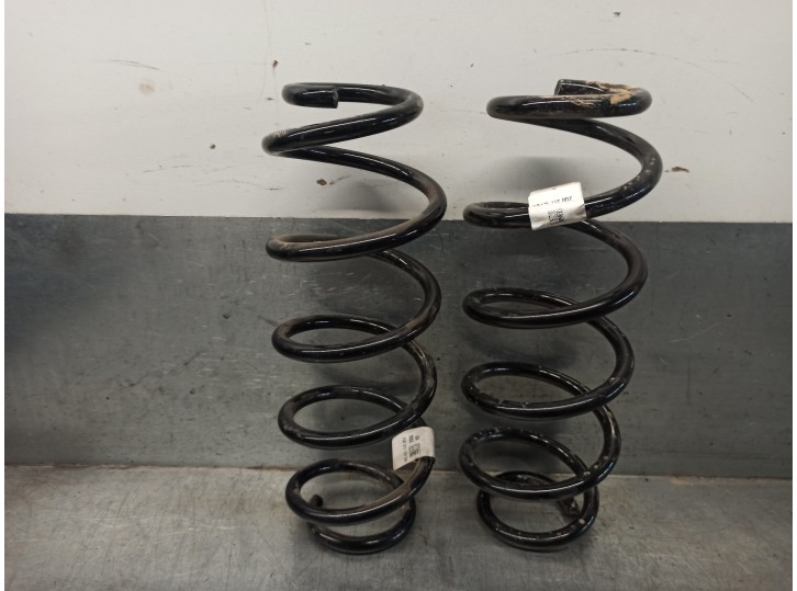 Replacement suspension spring for Seat Ibiza (KJ1) 1.0 TSI OEM IAM reference 2Q0511121DA 