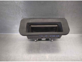 EXTERIOR TAILGATE HANDLE A2047500193 2 PINS 5 DOORS