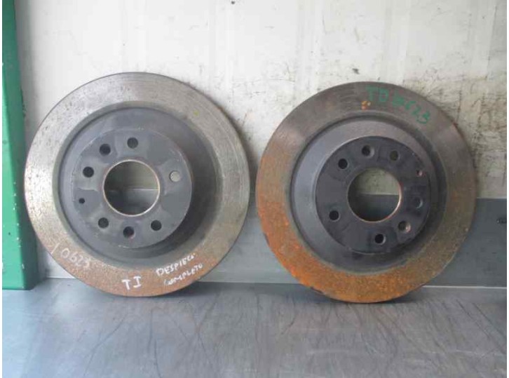 Recambio de disco freno trasero para mazda cx-5 2.5 cat referencia OEM IAM K01126251B  