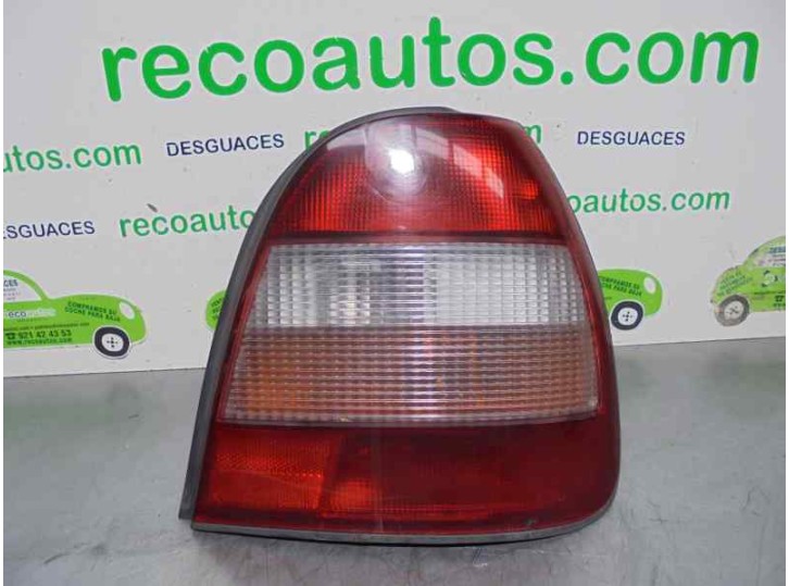 Replacement rear right tail light for Nissan Sunny Sedan (N14) 1.6 16V CAT OEM IAM reference B655062C10 