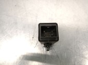Replacement relay for kia cee´d (jd) 1.6 crdi 136 OEM IAM reference 952402W100 952402W100 