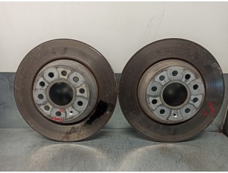 Recambio de disco freno trasero para skoda superb (3v3) 2.0 tdi referencia OEM IAM 3Q0615601 