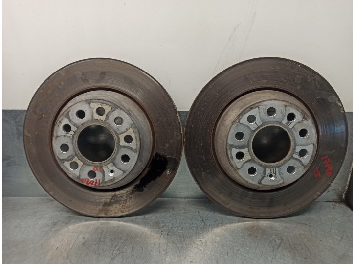 Recambio de disco freno trasero para skoda superb (3v3) 2.0 tdi referencia OEM IAM 3Q0615601  
