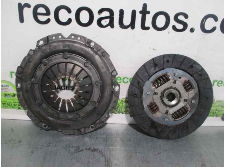Replacement clutch kit for Suzuki Samurai SJ 413 (SJ) 1.9 Turbodiesel OEM IAM reference VALEO