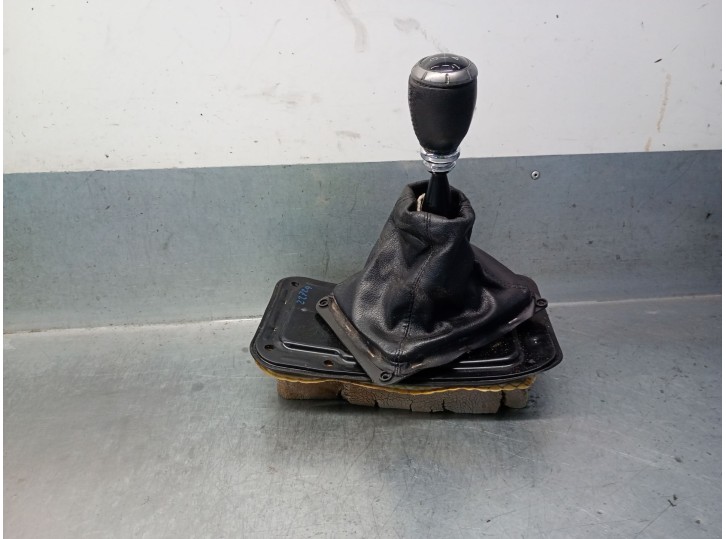 Recambio de palanca cambio para kia sorento i (jc) 2.5 crdi referencia OEM IAM 437003C301 437003C301 