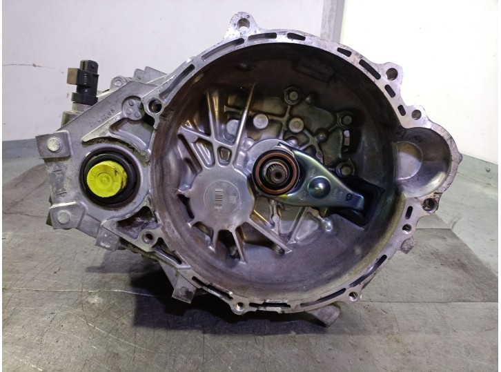 Recambio de caja cambios para kia carens iv 1.7 crdi referencia OEM IAM WEW6 4300032938 U40R