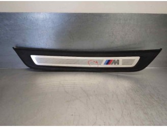 Recambio de molduras traseras para bmw serie 5 berlina (g30) 2.0 16v turbodiesel referencia OEM IAM 9447022  4 PUERTAS