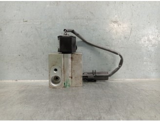 Recambio de valvula expansion para renault zoe (bfm_) zoe referencia OEM IAM 924893668R 924893668R 4433101182 DENSO