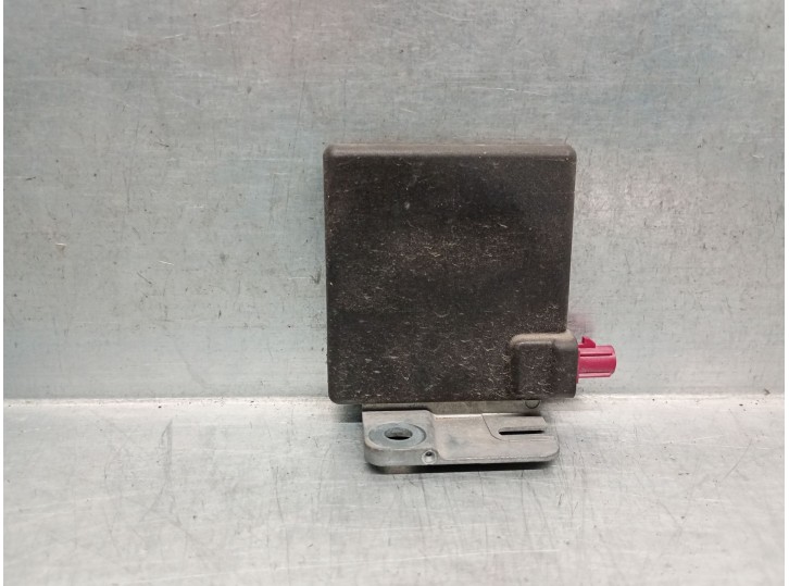 Recambio de antena para seat arona (kj7, kjp) 1.0 tsi referencia OEM IAM 3G9035534 3G9035534 