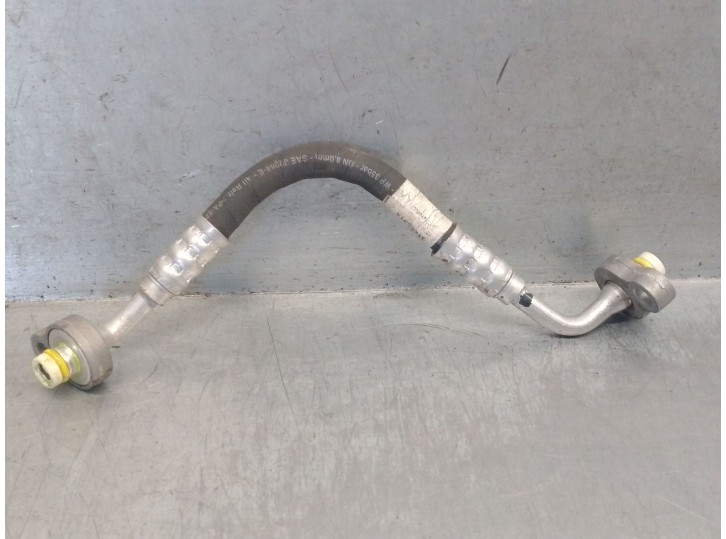 Replacement air conditioning pipes for Volvo V40 hatchback (525) D2 OEM IAM reference 31455314 31455314 