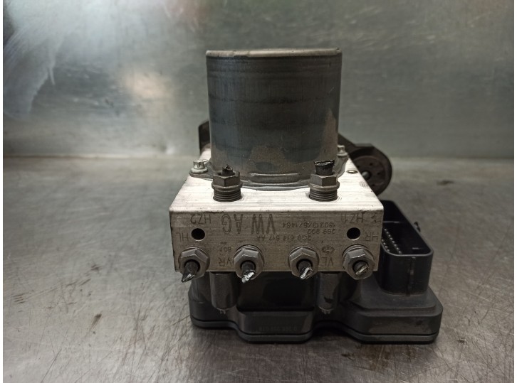 Recambio de abs para volkswagen polo advance referencia OEM IAM 2Q0614517AA 