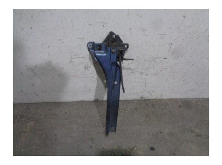Recambio de panel frontal para kia rio i hatchback (dc) 1.5 16v referencia OEM IAM K30A56221 DE CHAPA 