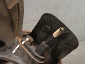 Replacement front left steering knuckle for Kia Carens IV 1.7 CRDi OEM IAM reference 51715A4001 51715A4001 