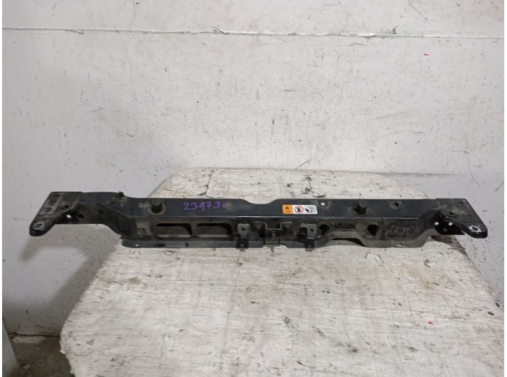 Recambio de panel frontal para kia carens iv 1.7 crdi referencia OEM IAM 64101A4000 64101A4000 