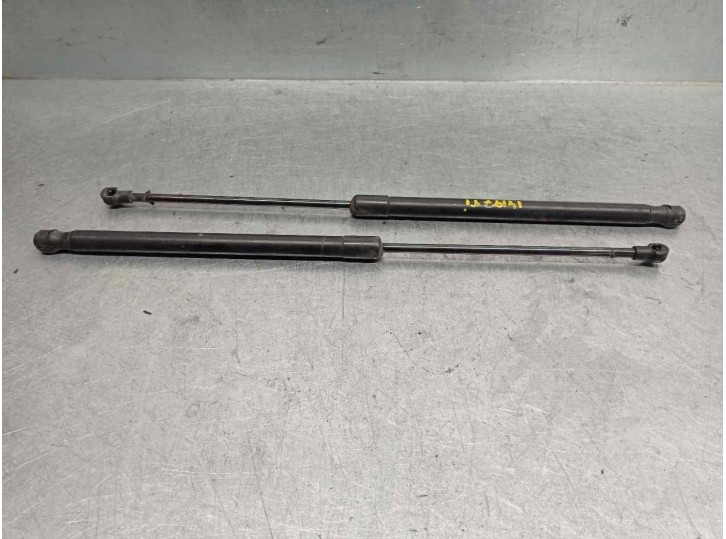 Recambio de amortiguadores maletero / porton para audi a3 (8l) 1.9 tdi referencia OEM IAM 8D9827552F 