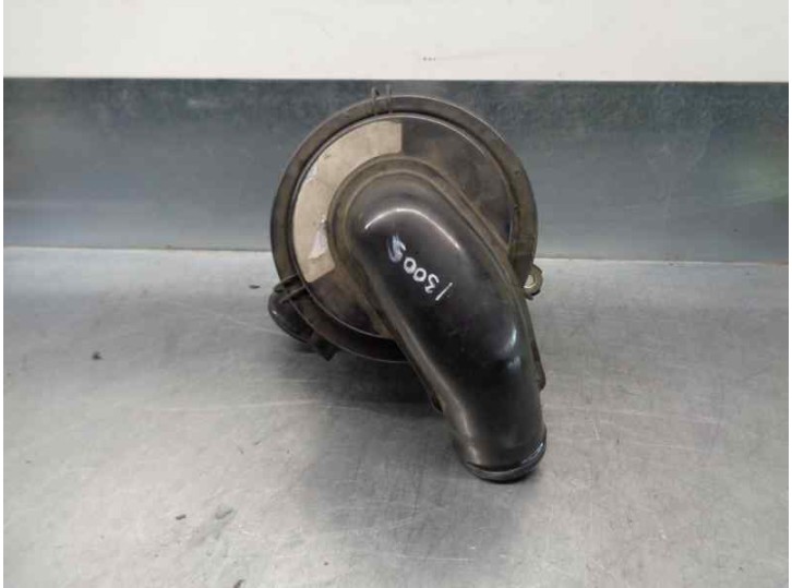 Recambio de carcasa filtro de aire para nissan terrano/terrano.ii (r20) 2.7 turbodiesel referencia OEM IAM 0F000  