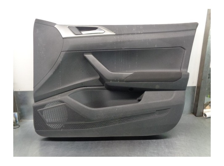 Recambio de guarnecido puerta delantera derecha para volkswagen polo advance referencia OEM IAM 2G4867012AA 