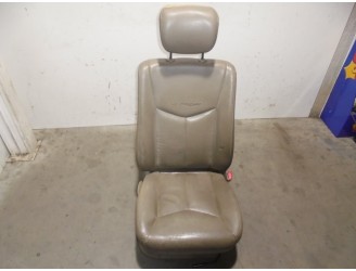 Recambio de asiento delantero derecho para ssangyong kyron 2.0 referencia OEM IAM 7400208B30CCE CUERO MARRON GRISACEO 5 PUERTAS