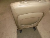 Recambio de asiento delantero derecho para ssangyong kyron 2.0 referencia OEM IAM 7400208B30CCE CUERO MARRON GRISACEO 5 PUERTAS