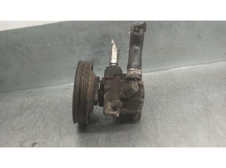 Replacement power steering pump for Alfa Romeo 146 1.6 16V CAT OEM IAM reference 60665522 7691955295 ZF