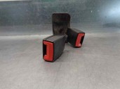 Recambio de enganche cinturon para audi a4 berlina (b5) 1.9 tdi referencia OEM IAM 8D0857739D 
