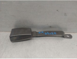 Recambio de enganche cinturon para seat ibiza (6l1) 1.9 tdi referencia OEM IAM 6Q0857756D  