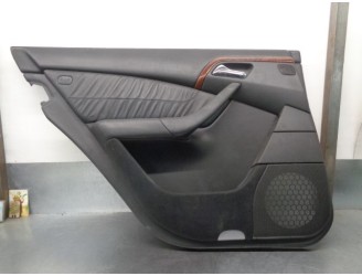 Recambio de guarnecido puerta trasera izquierda para mercedes-benz clase s (w220) berlina 5.0 v8 24v cat referencia OEM IAM A220