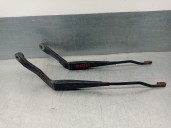 Recambio de brazo limpia delantero derecho para ssangyong korando 2.3 turbodiesel cat referencia OEM IAM 7831006002X 7832006000X