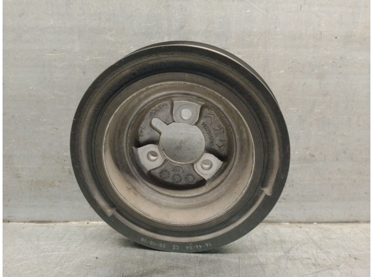 Replacement crankshaft pulley for Citroën C3 III (SX) 1.2 VTi 82 OEM IAM reference 9827890780 9812040680 