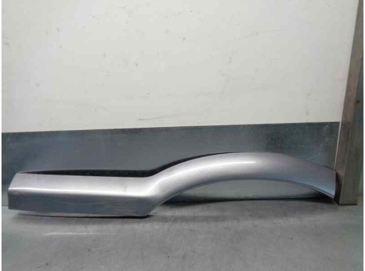 Recambio de aletin trasero derecho para opel zafira a elegance referencia OEM IAM 13154528 