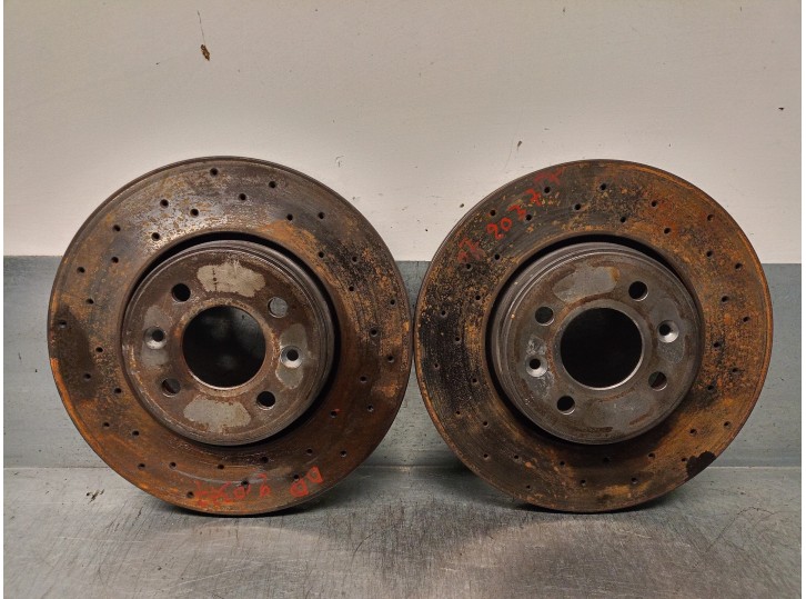 Recambio de disco freno delantero para renault megane ii berlina 5p 1.6 16v referencia OEM IAM K4MT760  