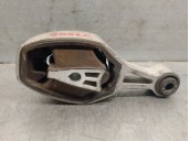 Replacement engine mount for Citroën C3 III (SX) 1.2 VTi 82 OEM IAM reference 9815650580 9815650580 