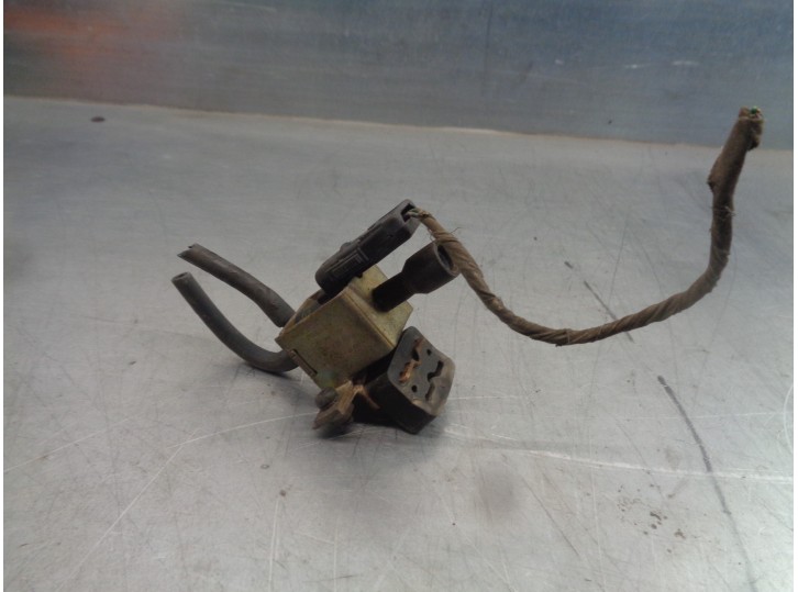 Recambio de electrovalvula vacio para ssangyong korando 2.3 turbodiesel cat referencia OEM IAM 0015408697 5690130F00 BINDER