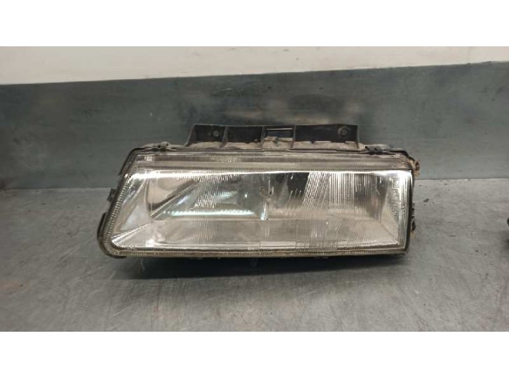 Recambio de faro izquierdo para citroën xantia berlina 1.9 diesel referencia OEM IAM 6204R9 