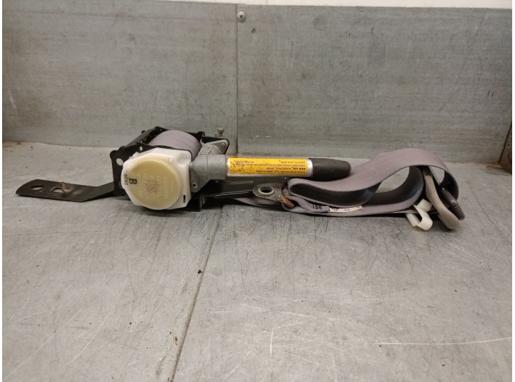 Recambio de cinturon seguridad delantero derecho para nissan almera i (n15) 2.0 d referencia OEM IAM 868842N316 868842N316 