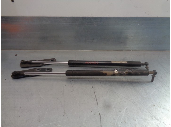 Boot / tailgate struts replacement part for SsangYong Korando 2.3 Turbodiesel CAT OEM IAM reference 7116006000 7116006000