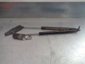Replacement boot / tailgate struts for SsangYong Korando 2.3 Turbodiesel CAT OEM IAM reference 7116006000 7116006000