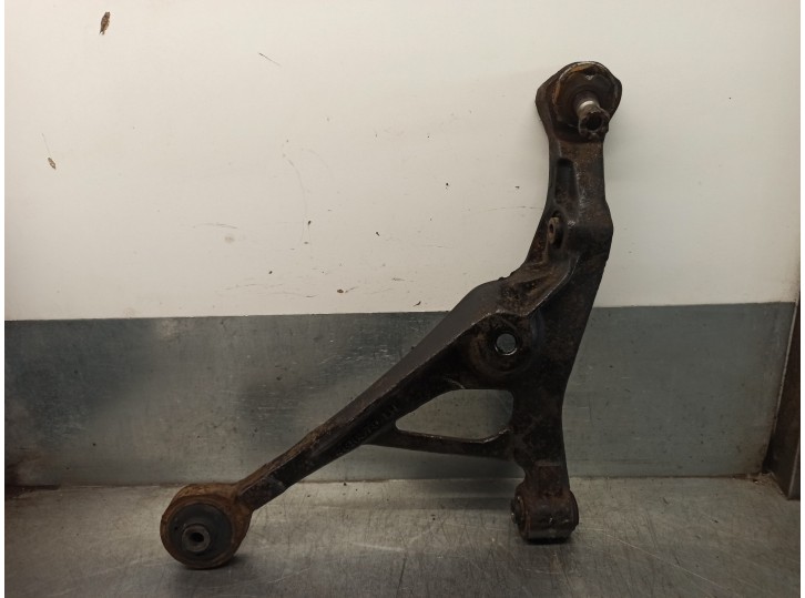 Replacement front left lower suspension arm for Chrysler Stratus Saloon (JA) 2.5 CAT OEM IAM reference 4616923 
