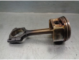 Recambio de piston para dacia dokker 1.6 sce cat referencia OEM IAM 120A10724R  