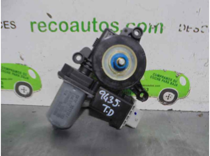 Recambio de motor elevalunas trasero derecho para alfa romeo giulietta (191) 1.6 jtdm cat referencia OEM IAM 1060735 6 PINES 5 P
