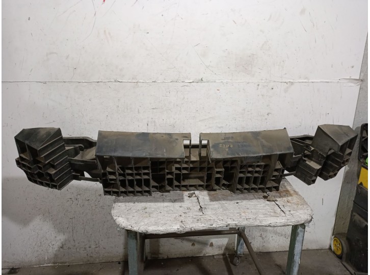 Recambio de refuerzo paragolpes trasero para chevrolet camaro 3.8 referencia OEM IAM 10294219 10294219 