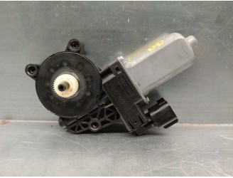 Recambio de motor elevalunas delantero derecho para ford c-max 1.6 tdci cat referencia OEM IAM 1870272 6 PINES 5 PUERTAS